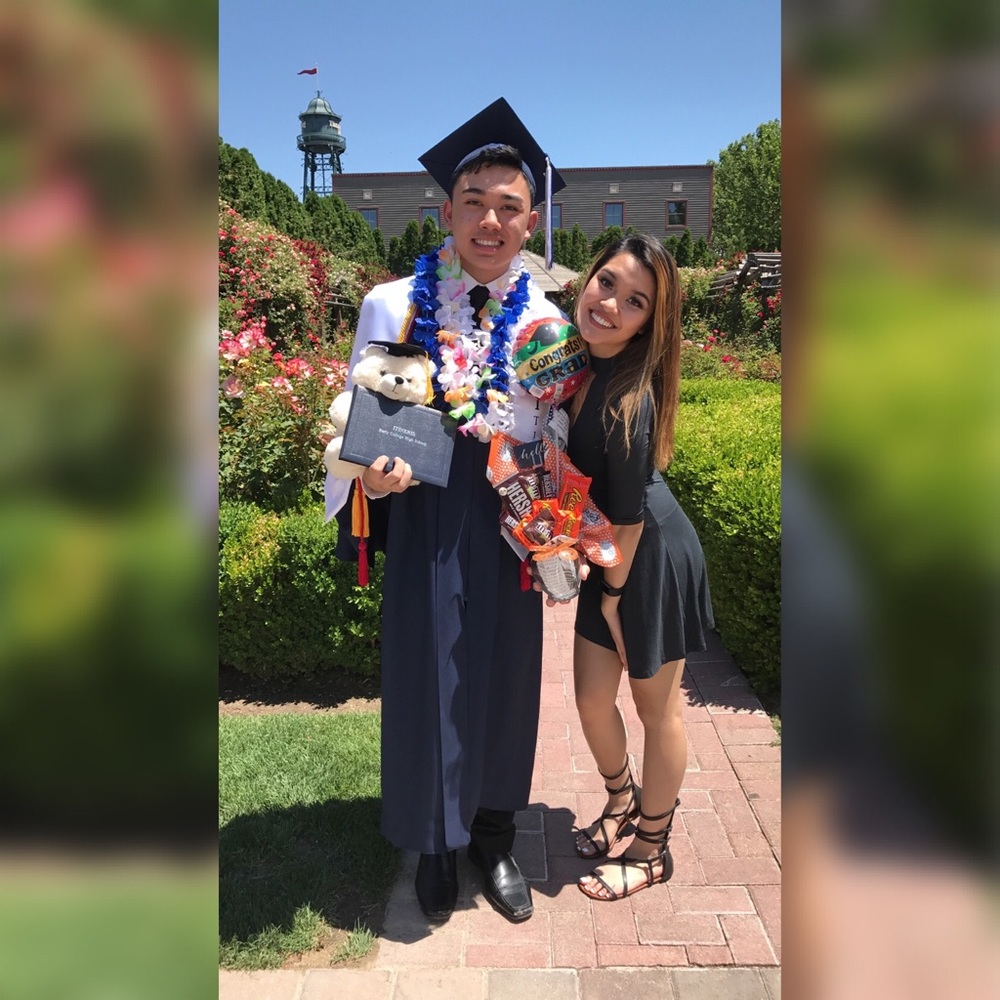 Half Sleeve Keyhole Skater Dress - Picture 4 of 4